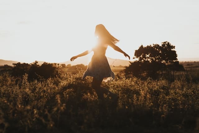 You are currently viewing “Nothing can dim the light which shines from within.” – Maya Angelou