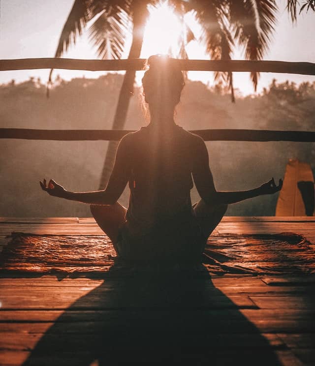 Read more about the article Today is World Meditation Day. “When you’re a kid, you lay in the grass and watch the clouds going over, and you don’t have a thought in your mind. It’s purely meditation, and we lose that.” D. Van Dyke