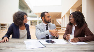 Read more about the article Active Listening and how to overcome bad habits